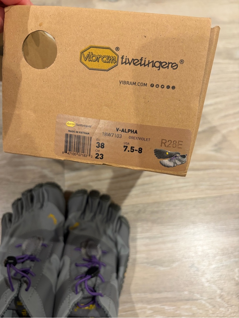 Vibram FiveFingers V-Alpha Women - Grey/Violet - Picture 8 of 10